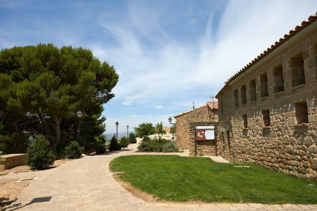 El Diezmo Artajona Exterior foto